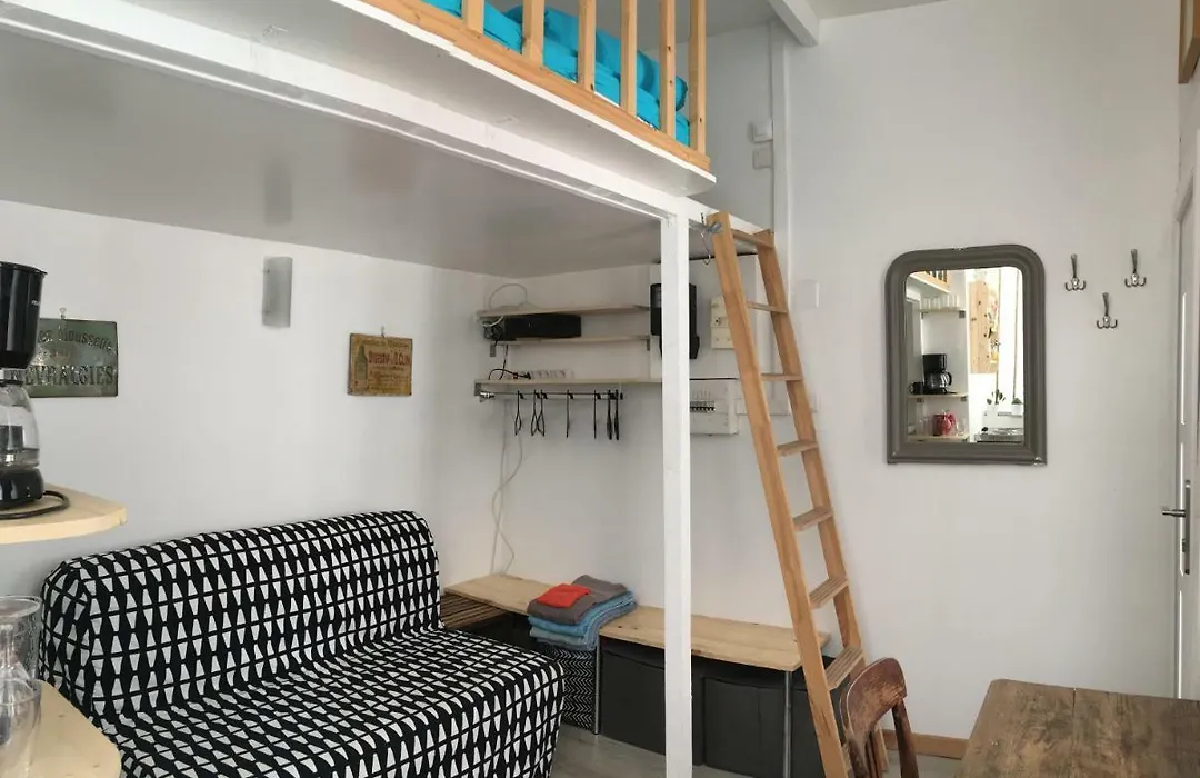 Maisonnette Studio Sur Cour-1