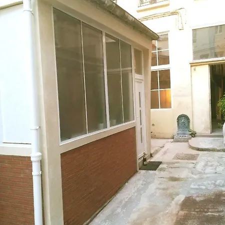 Maisonnette Studio Sur Cour-3